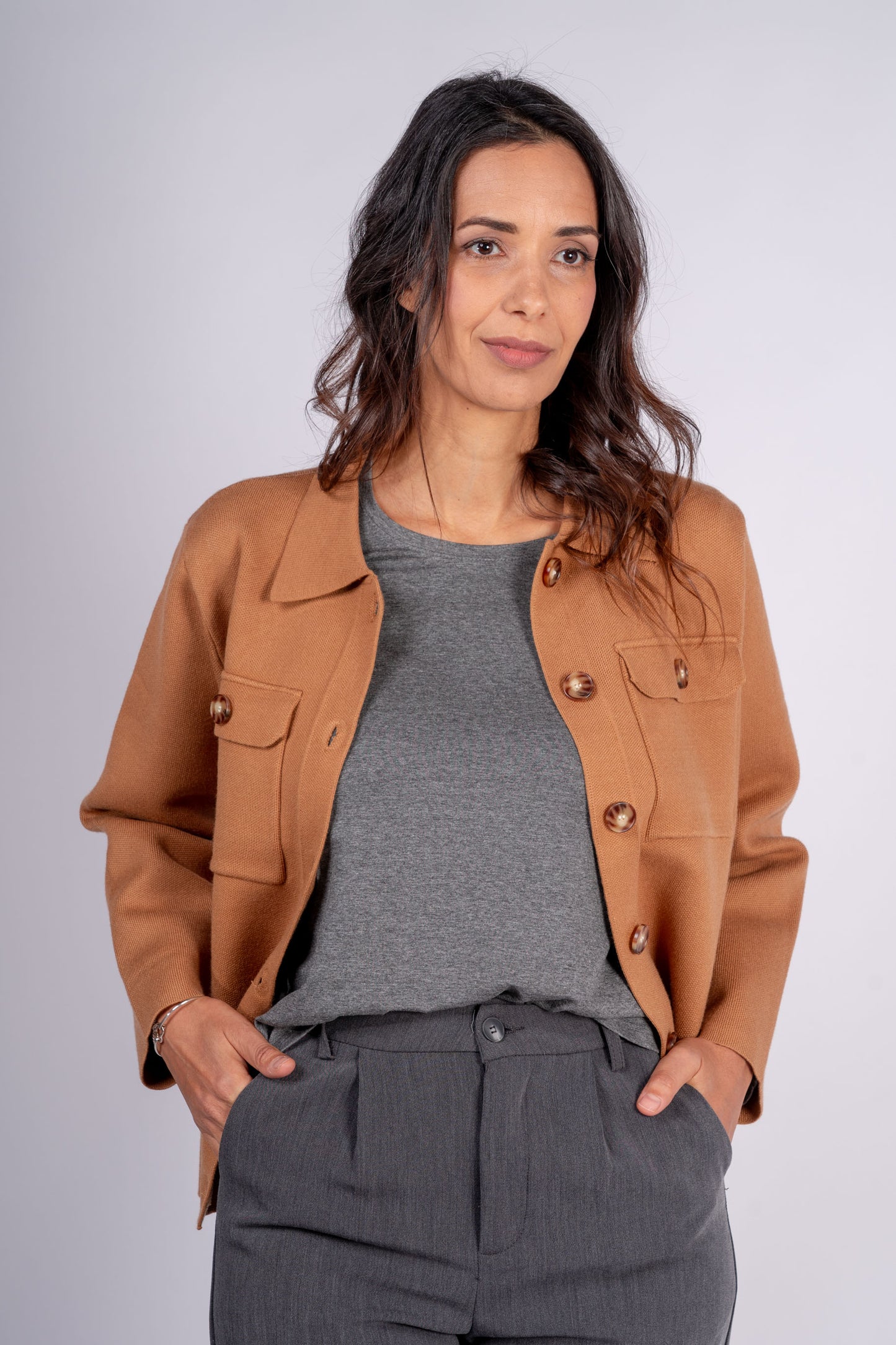 Chaqueta Corta Punto Camel