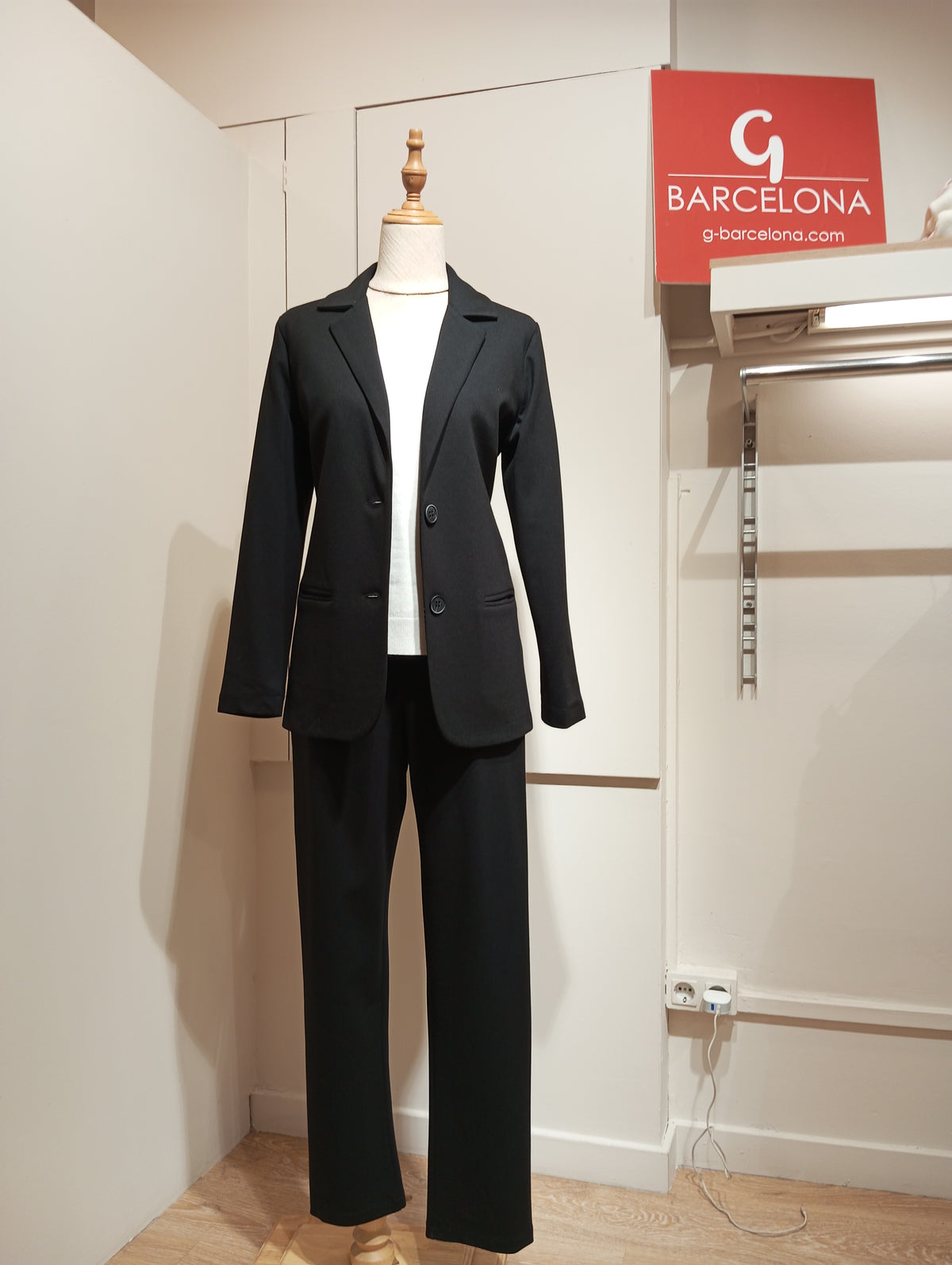 Pantalón pitillo liso negro para mujer - G-Barcelona